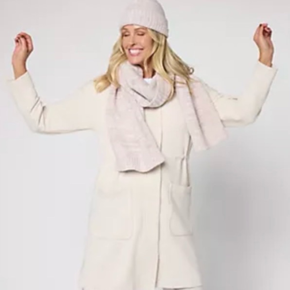 Barefoot Dreams Cream Cozy Set